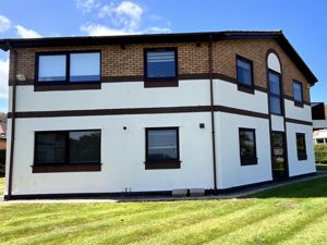 Photo 27- click for photo gallery